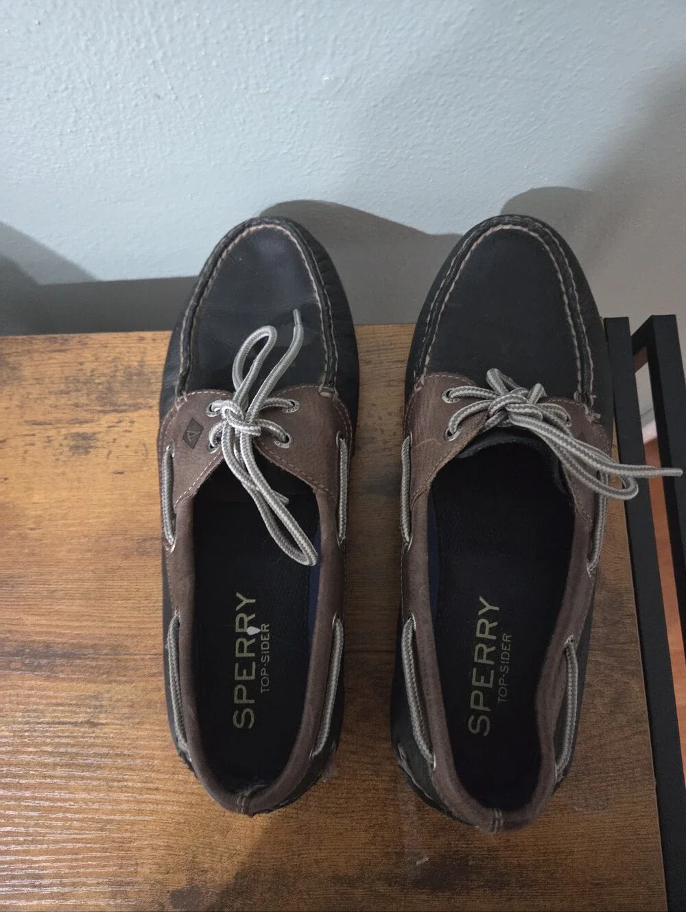 Sperry Men’s Brown and Black Two-Tone Top Sider Deck Shoes.  9.5M